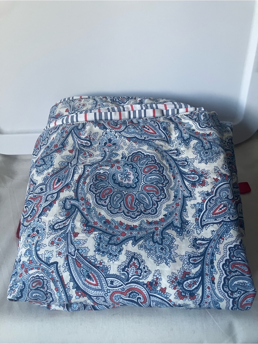 Ralph Lauren Fenton Paisley Reversible Stripe Duvet Cover Full/Queen R/W/B USED.